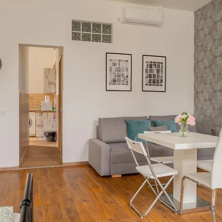 Διαμέρισμα Grand Comfort & On Erzsebet Boulevard